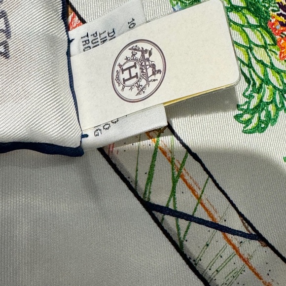 Hermès Chevaloscope Silk Scarf 90 - Picture 8 of 11
